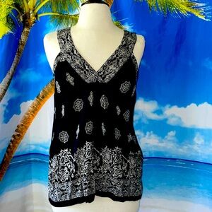 Black and white V-neck blouse with Patterns